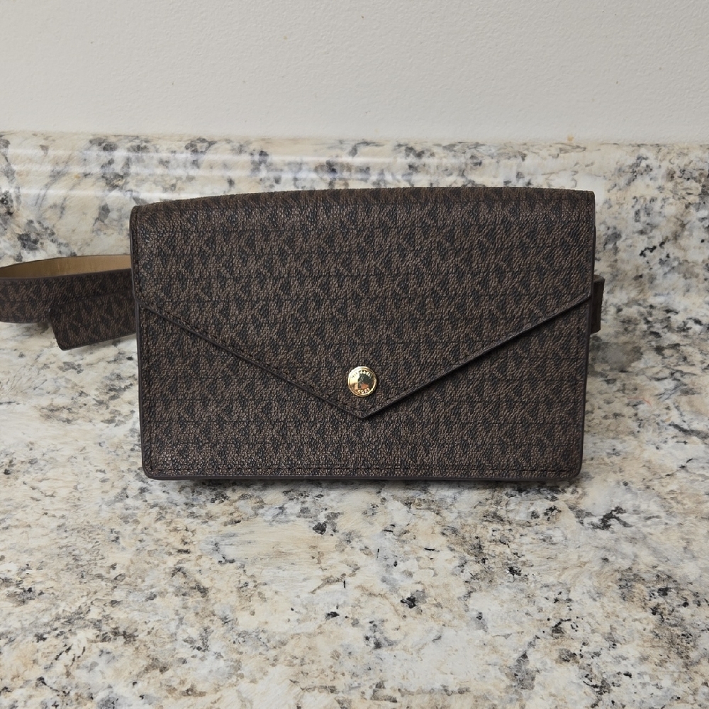 Michel Kors Belt Bag